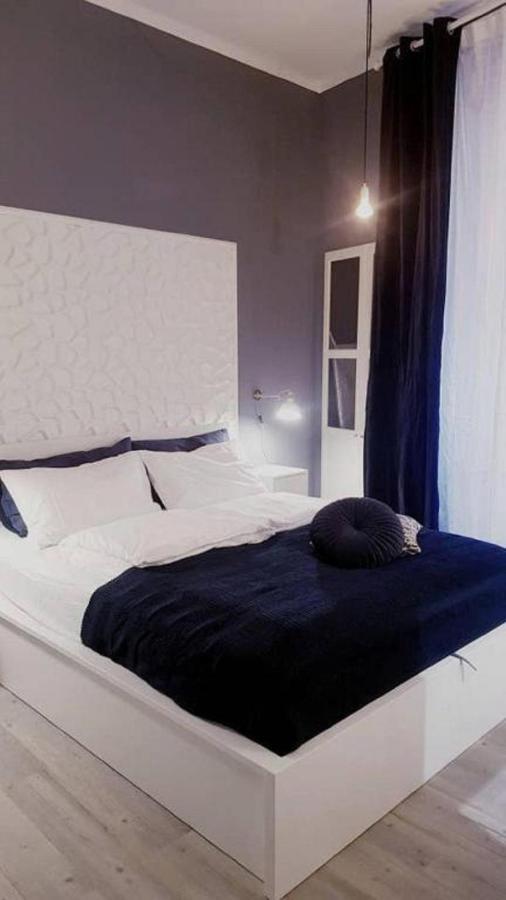 Joivy Heart Of The City 1 Bed Apt Near Castle Belvedere Genoa Bagian luar foto
