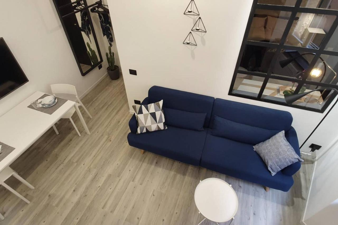 Joivy Heart Of The City 1 Bed Apt Near Castle Belvedere Genoa Bagian luar foto