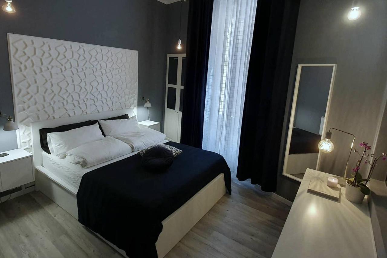 Joivy Heart Of The City 1 Bed Apt Near Castle Belvedere Genoa Bagian luar foto